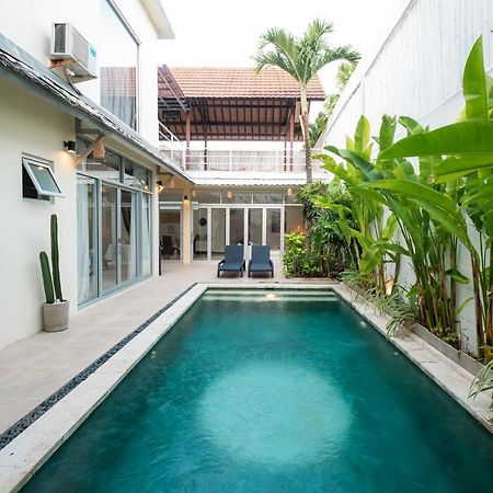 Villa Maya Seminyak Exterior foto